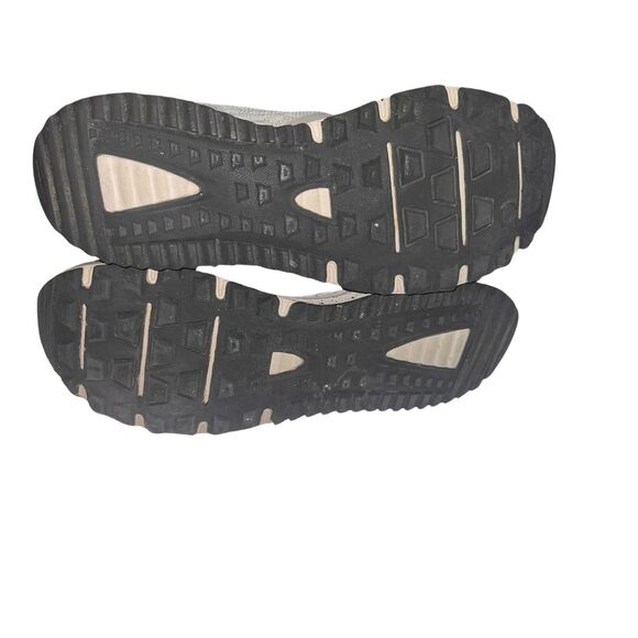 New Balance Running Shoes Womens 8.5 Toe Perfect Walking Tennis Everyday Sneaker - Picture 10 of 16